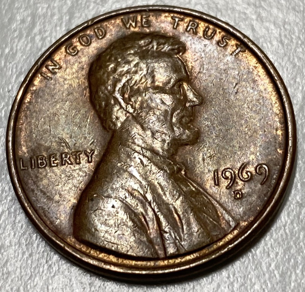 1969-D PENNY. ERROR NO FG INITIALS ON REVERSE ,and FLOATING ROOF