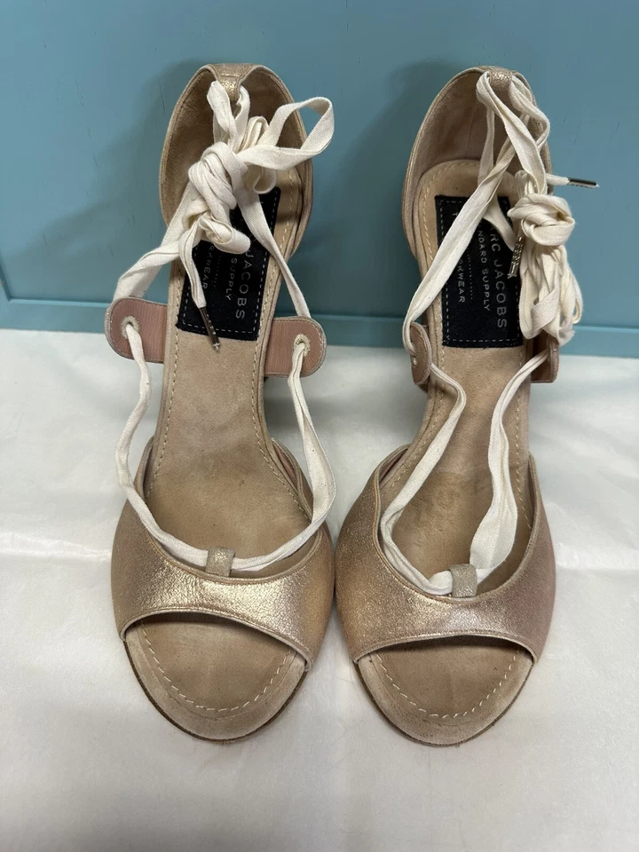 Marc Jacobs  Collection Women  Sz 8.5/ 39 Champagne Suede Lace Sandal Heels - Image 3 of 4