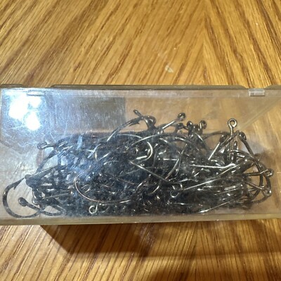 eagle claw no 4 bronze horizontal fish hooks 141 100 Vintage Eagle Claw 141 Size 1 Bronze Kahle Horizontal Fish Hooks