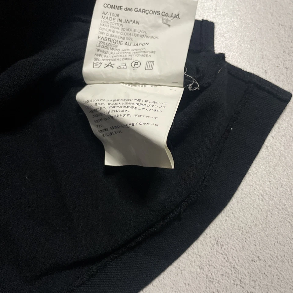 Polo Comme des Garçon Play talla XL se ajusta como M o pequeño Foto 4 de 4