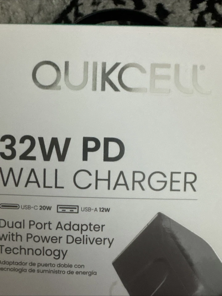*SEALED* Quikcell 32W Dual Port (USB-C & USB-A) PD Wall Charger - Black - Image 3 of 4