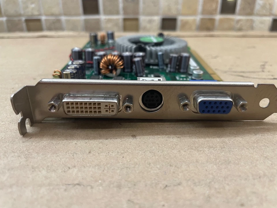 ASUS EAX700/TD/256 Graphics Card 256mb PCI-E - Image 3 of 4