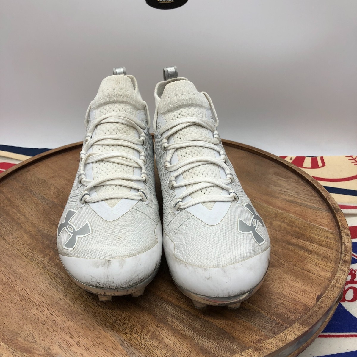 Under Armour Men UA Spotlight MC Football Cleats 3020675-100