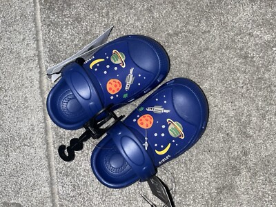 Aigle Unisex Kinder Taden 2 Raumschiff Clog Blau Kindergröße UK 8,5 EUR 26