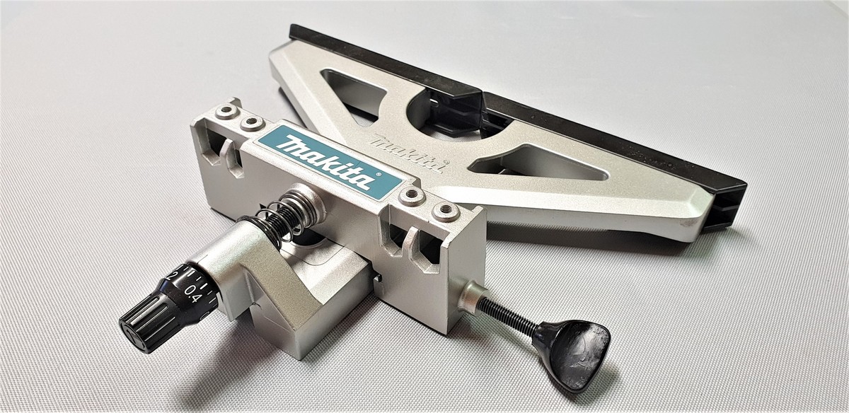 New Makita 195136-9 Micro Adjustable Straight Guide Set RP2300
