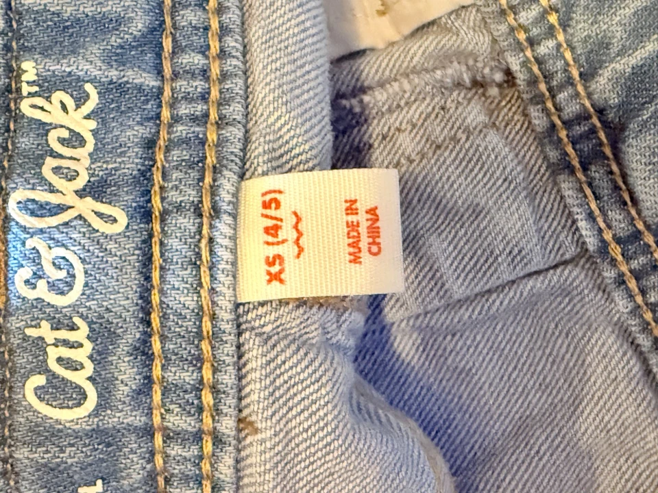 Cat & Jack Jean Skirtall Girls XS (4/5) Light Wash Adjustable Straps - Image 4 of 4