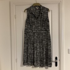 STYLISH STUDIO 8 BY PHASE