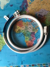 Steren 6ft VGA-3RCA RGB Component Video Cable with Gold Connectors Ivory