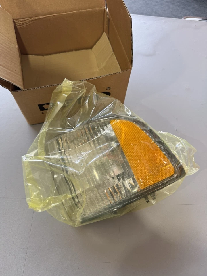 DEPO AUTO LÁMPARAS LUZ DE ESTACIONAMIENTO DELANTERA IZQUIERDA SE ADAPTA A DODGE RAM 1994-2002 333-1505L-US Foto 4 de 4