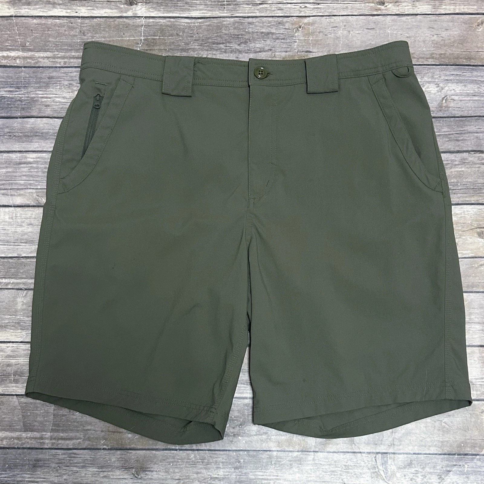 Filson Outdoorsman Evergreen Shorts XL Hiking Fishing 9.5 Inseam Style 20051981