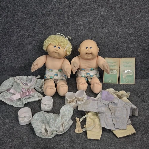 2 Vintage 1983 Cabbage Patch Girl Boy Bald Teeth Papers Clothes Headmold HM #19