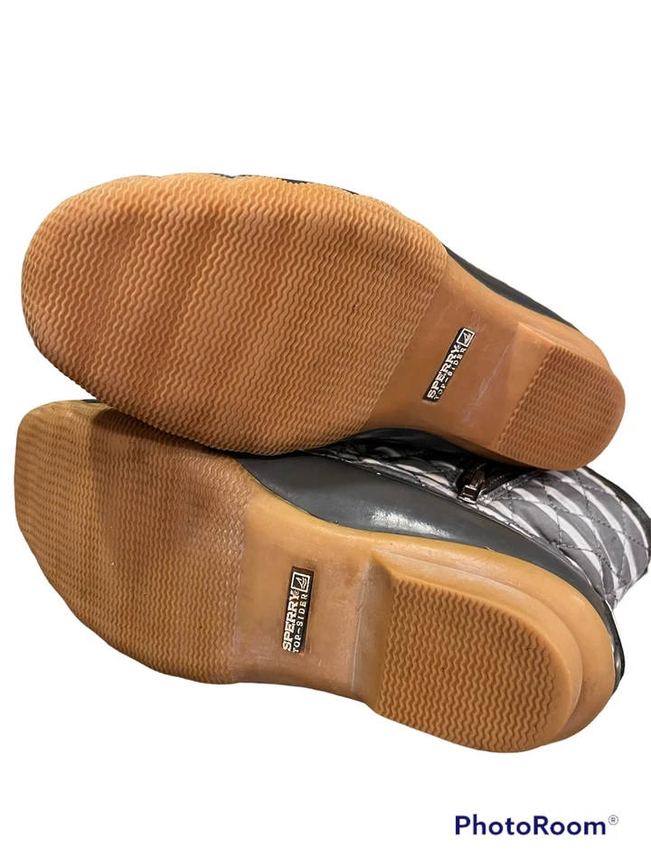 Sperry Top-Sider Women’s 6.5 Waterproof Duck Boots Gray Stripe Top Gray Bottom - Image 4 of 4