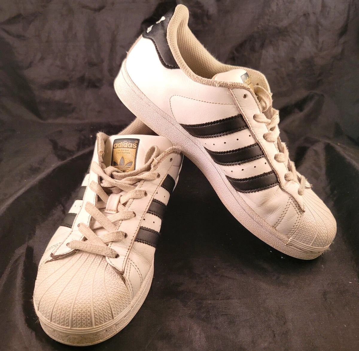 Superstar black cheap size 7