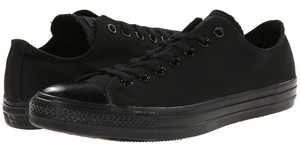 black mono converse low