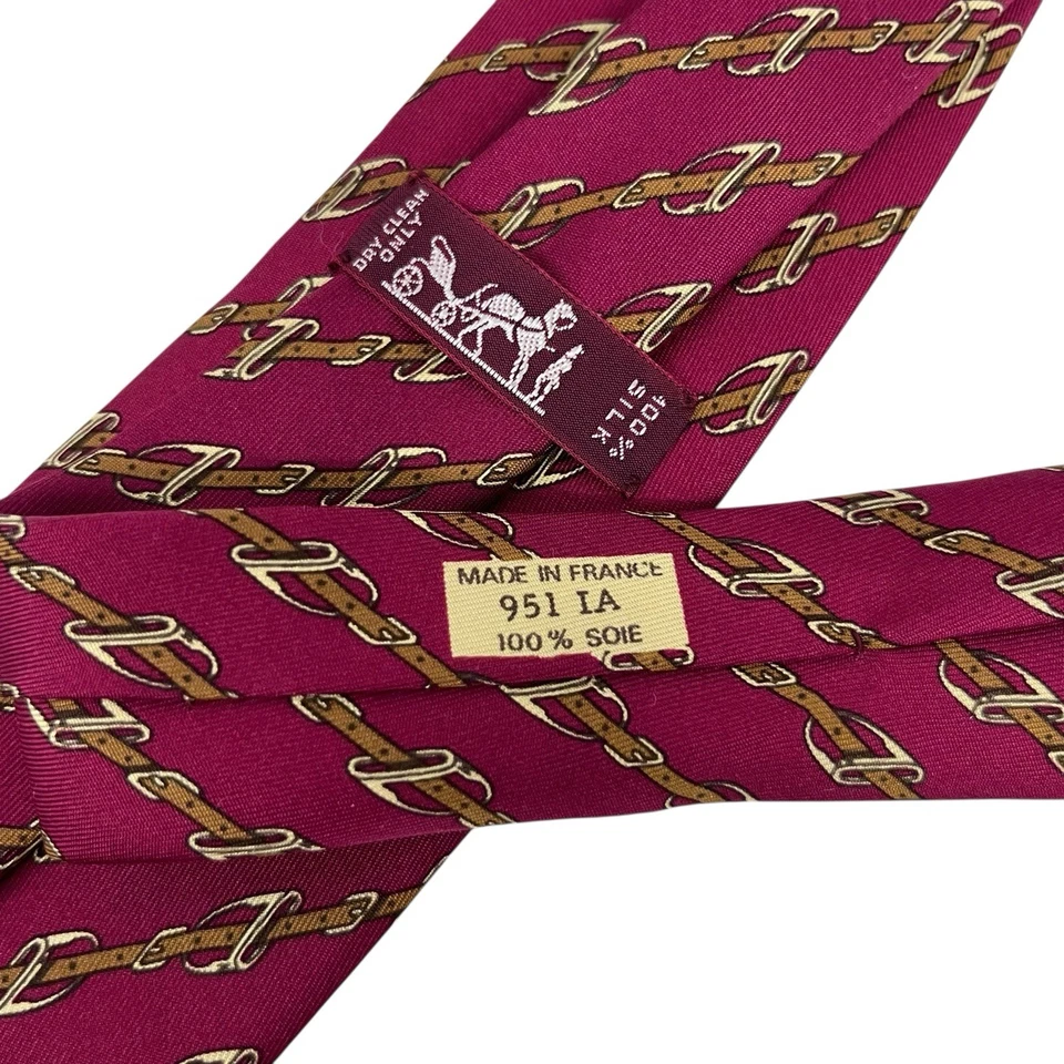 Hermes Men's Tie Equestrian Horsebits Belts Red Silk 951 IA 3 1/8" (W) x 55" (L) - Image 3 of 4