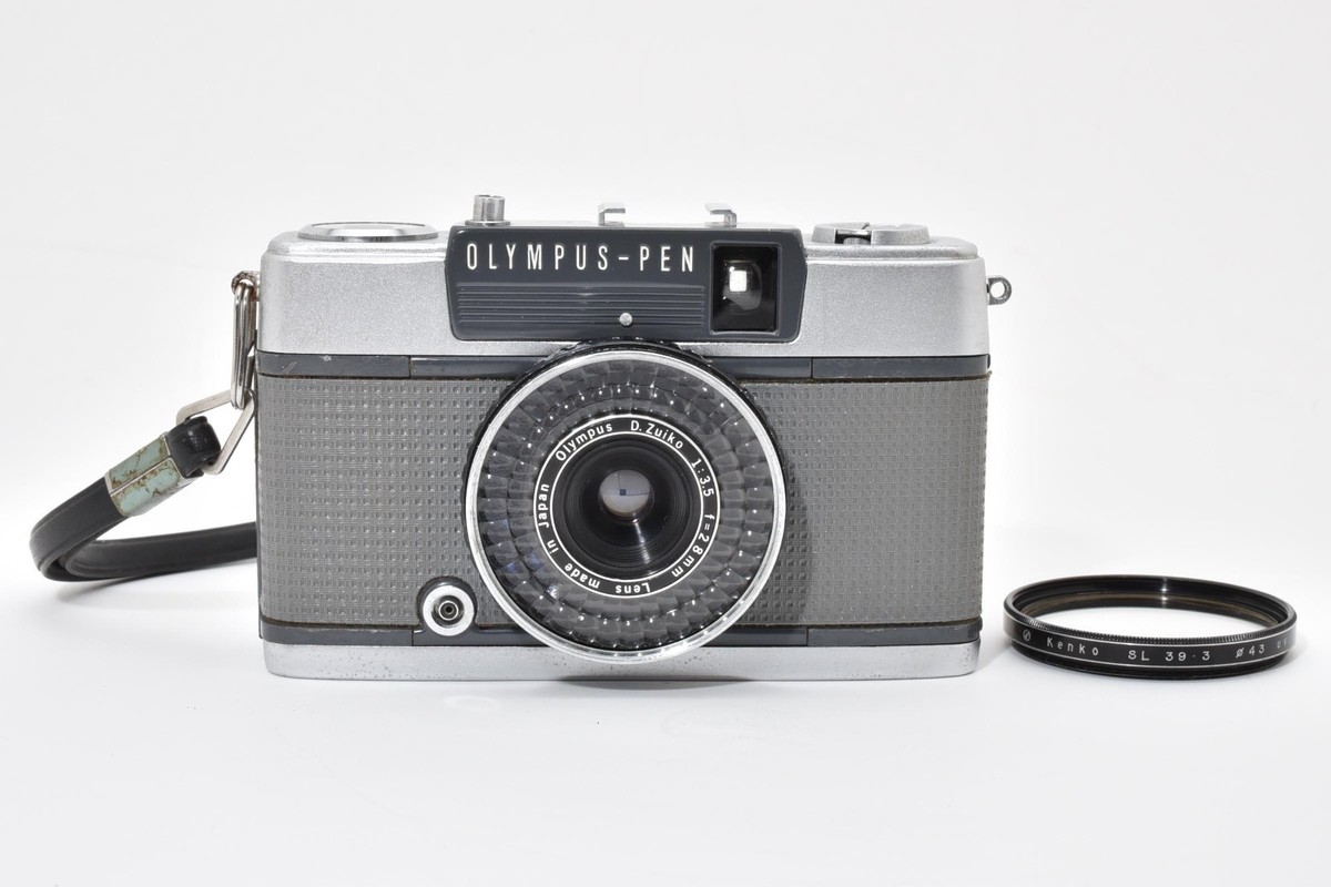 SALE】Olympus Pen EE-2 EE2 Half Frame Film Camera 28mm f3.5 JAPAN