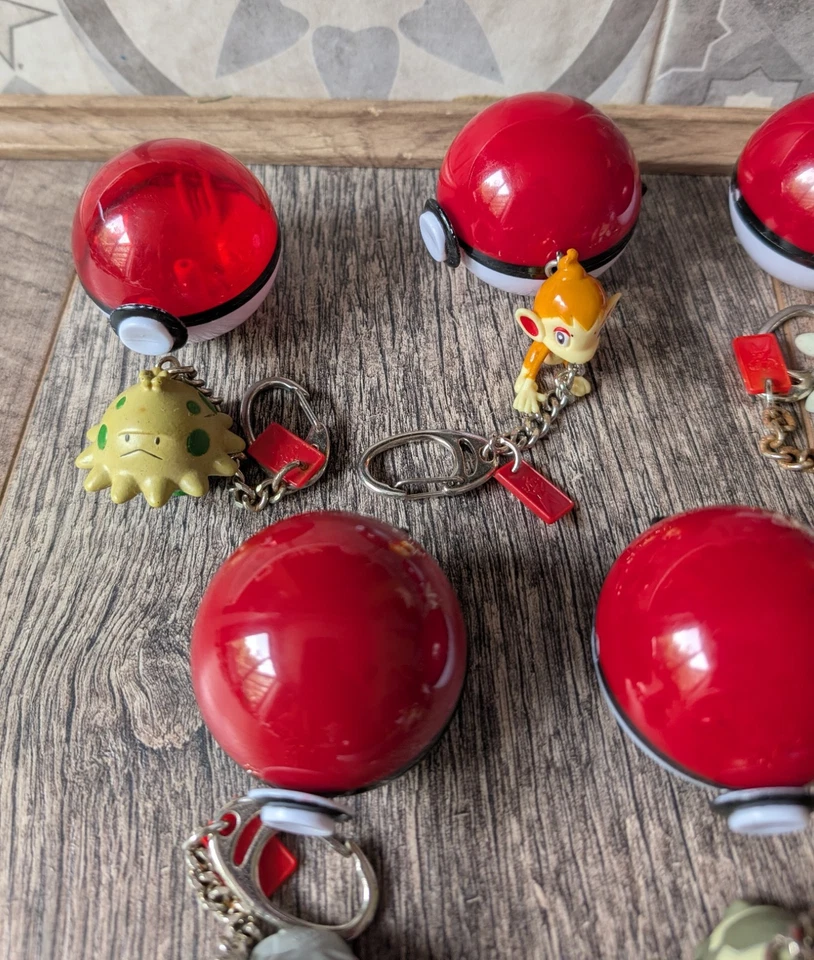 Pokemon Vintage Key Chains Pokeball 2004 x 10 - Image 2 of 4