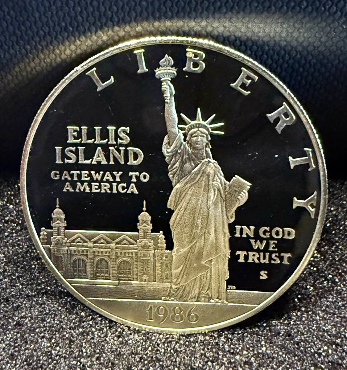 1986年 リバティ エリス島 1986 Ellis Island Liberty Coin for sale | eBay
