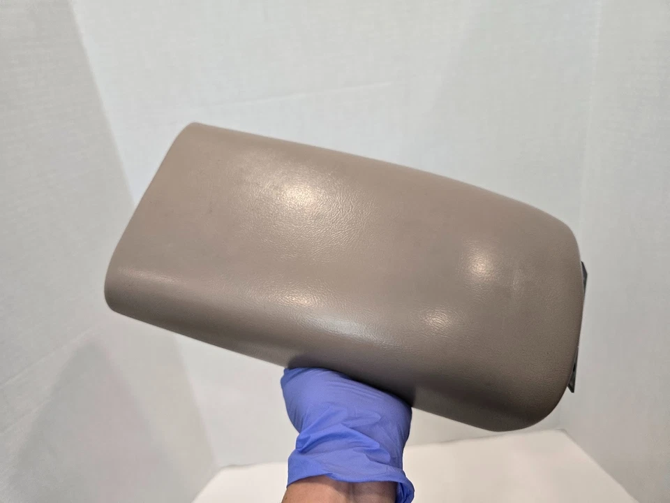 1995 - 1999 Buick Riviera OEM Leather Console Lid Armrest Tan / Beige A193 - Image 4 of 4