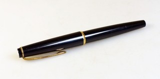 Füller Montblanc 32 mit 585 Goldfeder