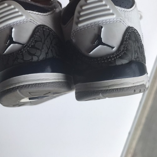 ZAPATILLAS NIKE AIR JORDAN NIÑOS TALLA 7C MEDIANOCHE AZUL MARINO/GRIS/BLANCO DM0968-140 - Imagen 6 de 11