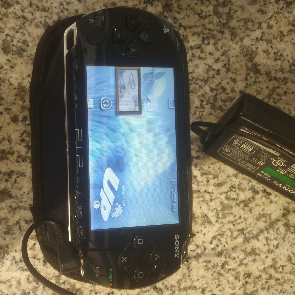 SONY PSP-1001 B2 Portable Game Console. Charger, 25 Games SONY PSP-1001 B2 Portable Game Console. Charger, 25 Games