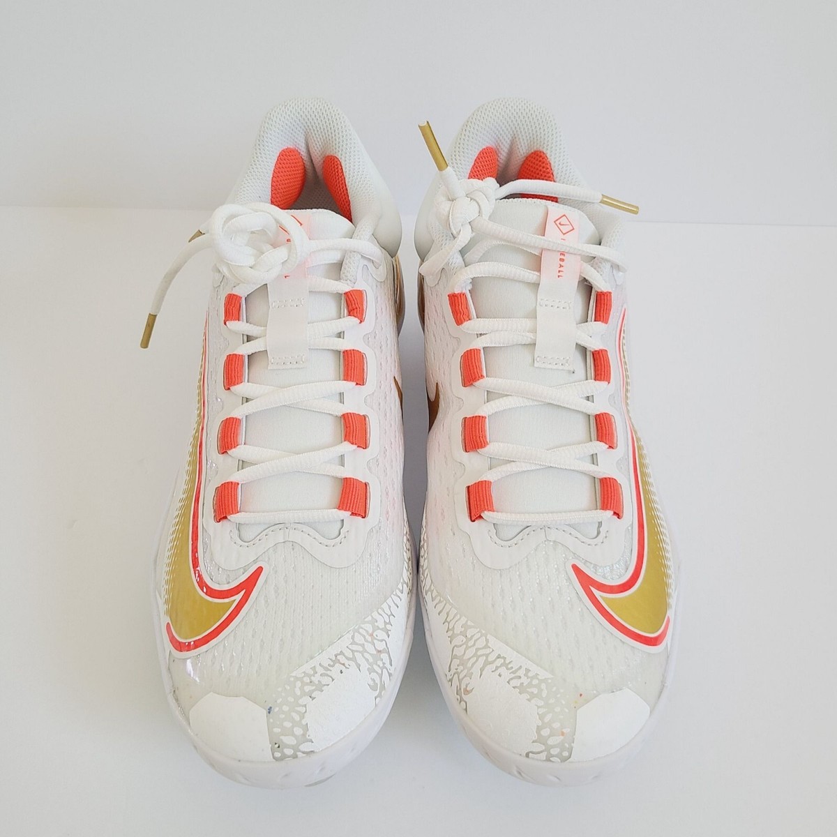 Nike Alpha Huarache Elite 4 Low Baseball Cleats FD2745-161  display picture 1