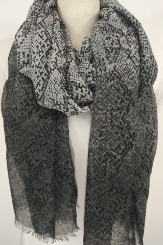 Polyester Scarves Assorted Designs - Picture 9 of 14