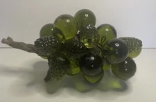 Vintage Mid Century Modern Green Lucite Grape Cluster