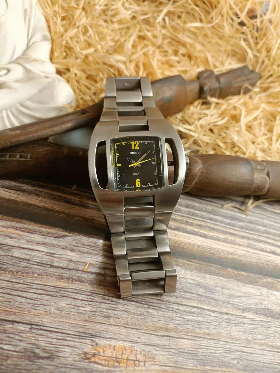 AUTHENTIC DIESEL QUARTZ DESIGNER MEN'S DZ-2123 BIG SIZE BEAUTIFUL VINTAGE WATCH
