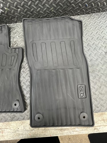 FABRICANTE DE EQUIPOS ORIGINALES 2018-2023 INFINITI Q50 negro para todas las estaciones juego de tapetes de goma 999E1-J6000V - Imagen 5 de 13