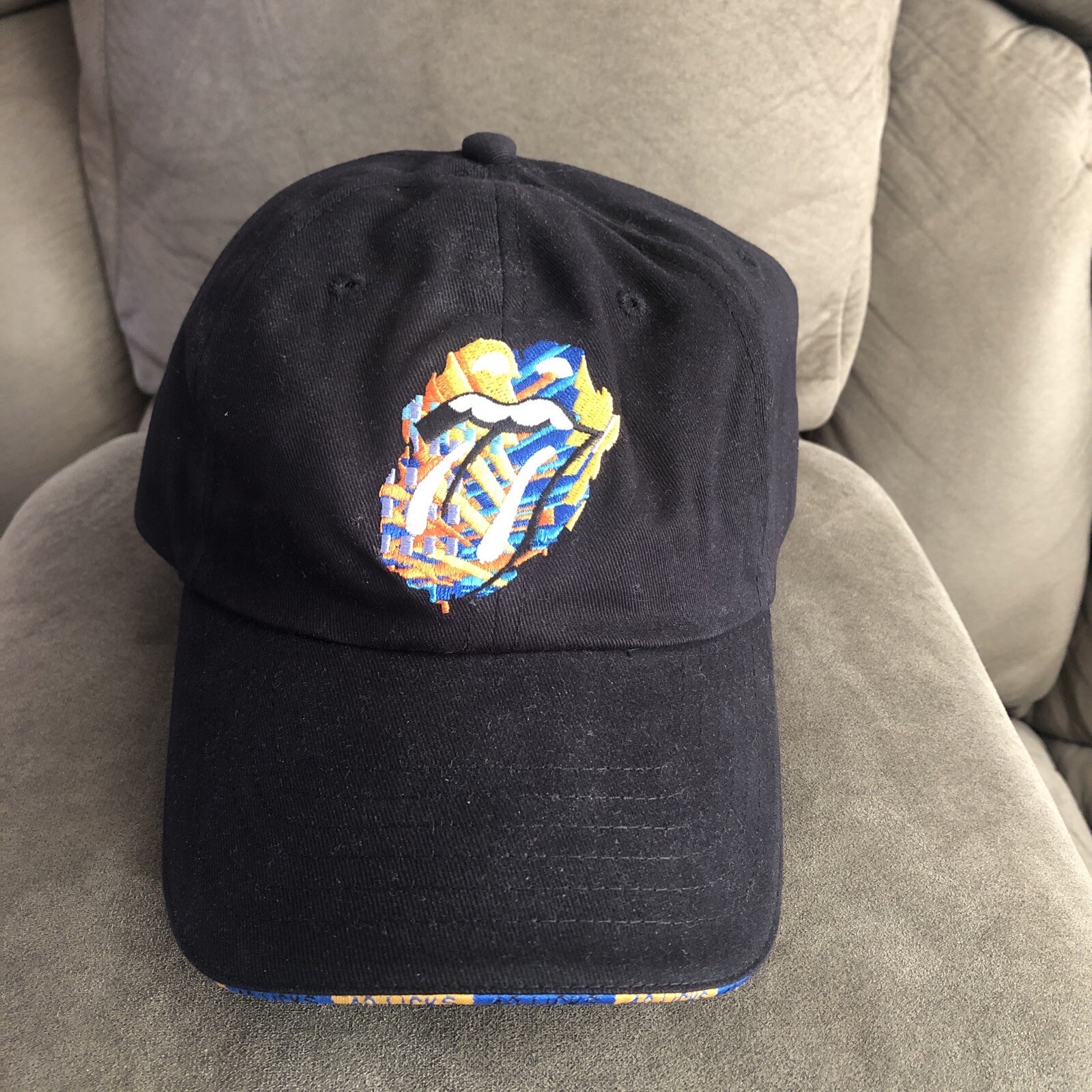 Picture 1 of 2