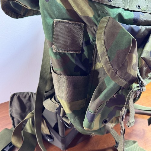Paquete de campo de combate Alice del ejército de Estados Unidos con marco Ruck camuflaje mediano militar EE. UU. - Imagen 10 de 15