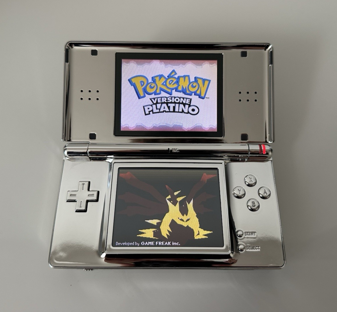 Nintendo DS Lite Custom Silver Chrome 100% Working Charger Included