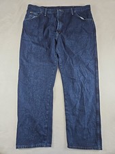 Wrangler Mens Jeans Regular Fit Straight Leg 100 Cotton Denim Size 42x30 NWT