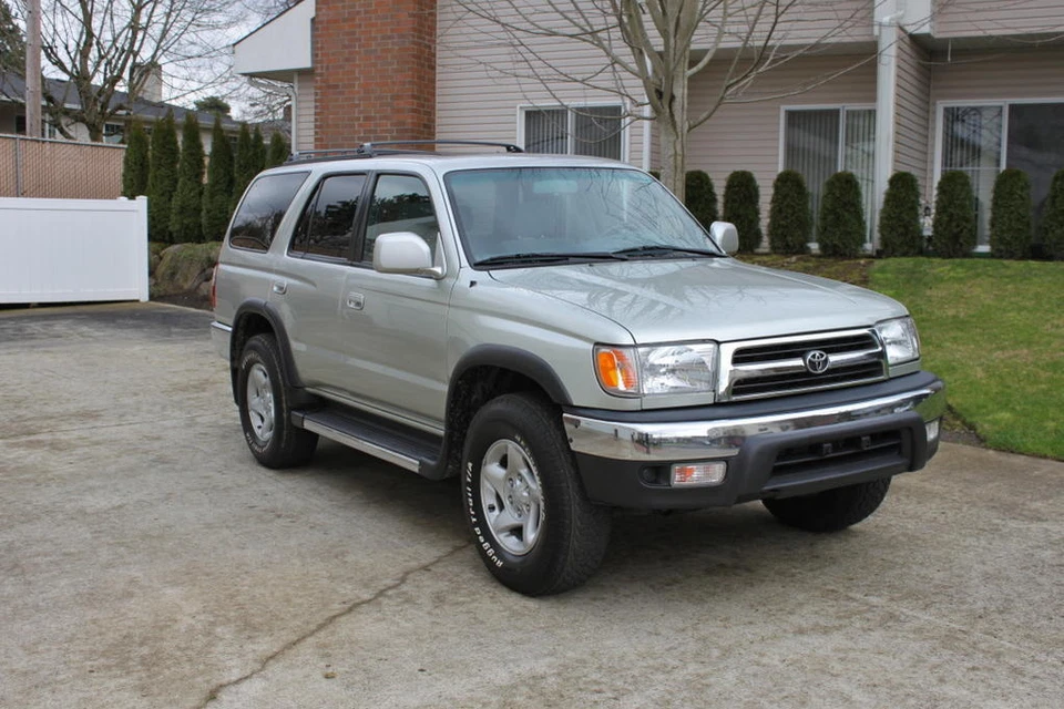 KIT RECONSTRUCCIÓN SUSPENSIÓN DELANTERA TOYOTA 4RUNNER 96 97 98 99 00 01 02 Foto 2 de 4