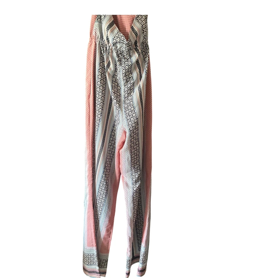 Mono halter fuego pierna ancha estampado bohemio sin mangas mameluco verano talla S Foto 4 de 4