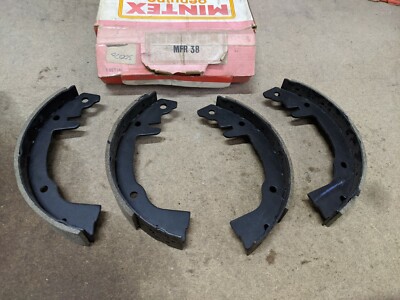 MINTEX REAR BRAKE SHOES MFR 38 FITS RENAULT 16   