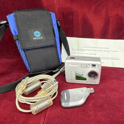 Mustek MDC 5000 4x Digital Zoom 5.0 MP Silver Digital Camcorder Voice Recorder