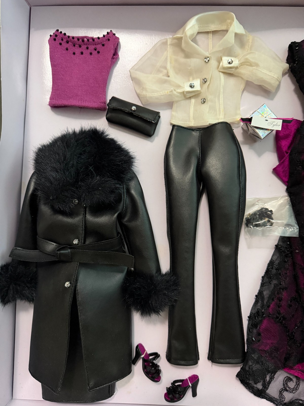 Куклы Tonner Tyler Wentworth Weekend in Washington DC Gift Set #TW9120 — фото 7