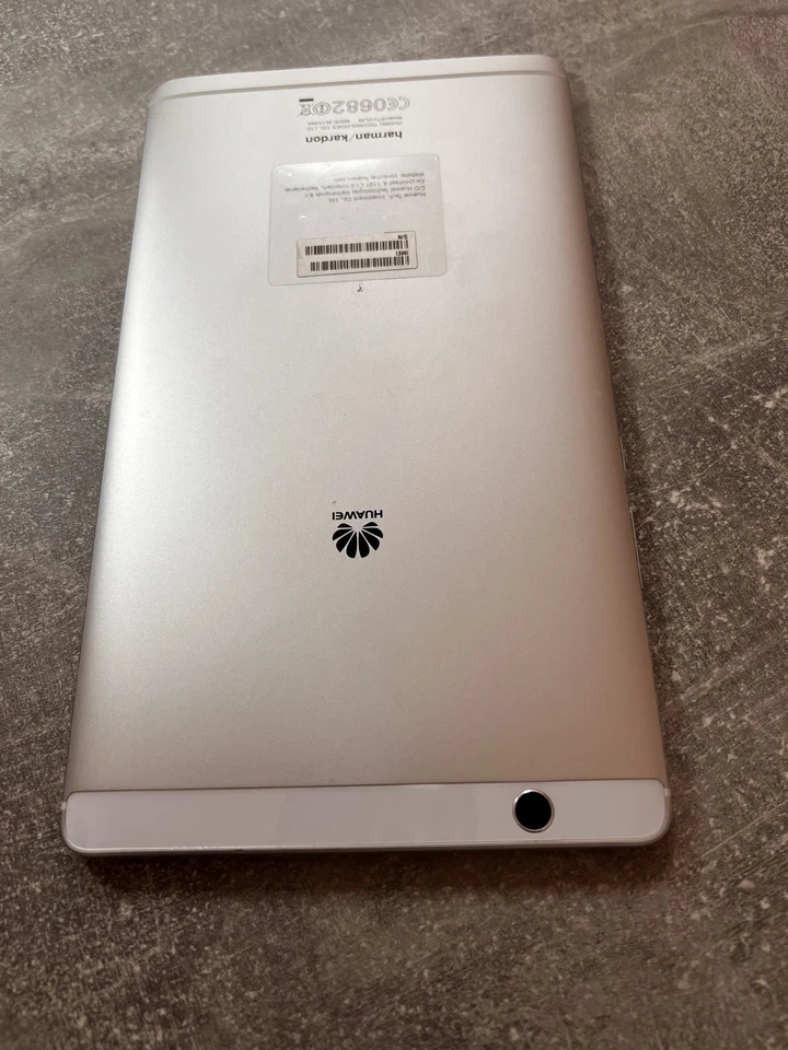 Huawei MediaPad M3 LTE - iPad Mini Alternative, mit 8,4" recht klein & handlich - Bild 4 von 4