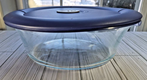 Vintage Pyrex 8501 3-2 Qt Oval Bakeware With Blue Vented Lid