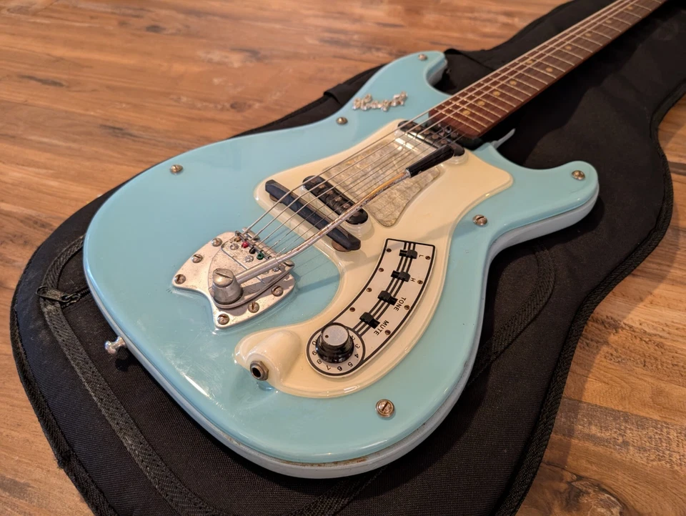 Guitarra Eléctrica Hagstrom II Años 60 Hecha en Suecia Guitarra Original Sin Ediciones Foto 4 de 4