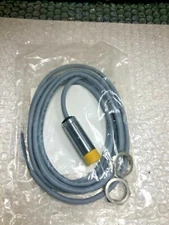 NEW TURCK NI 8-M18-AD4X T4411200 PROXIMITY SWITCH