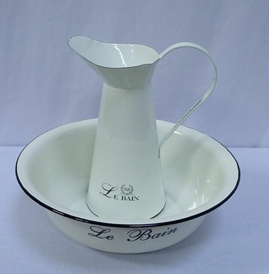 Waschset, Waschtisch-Set Kanne und Waschschüssel aus Emaille im Lanhaus