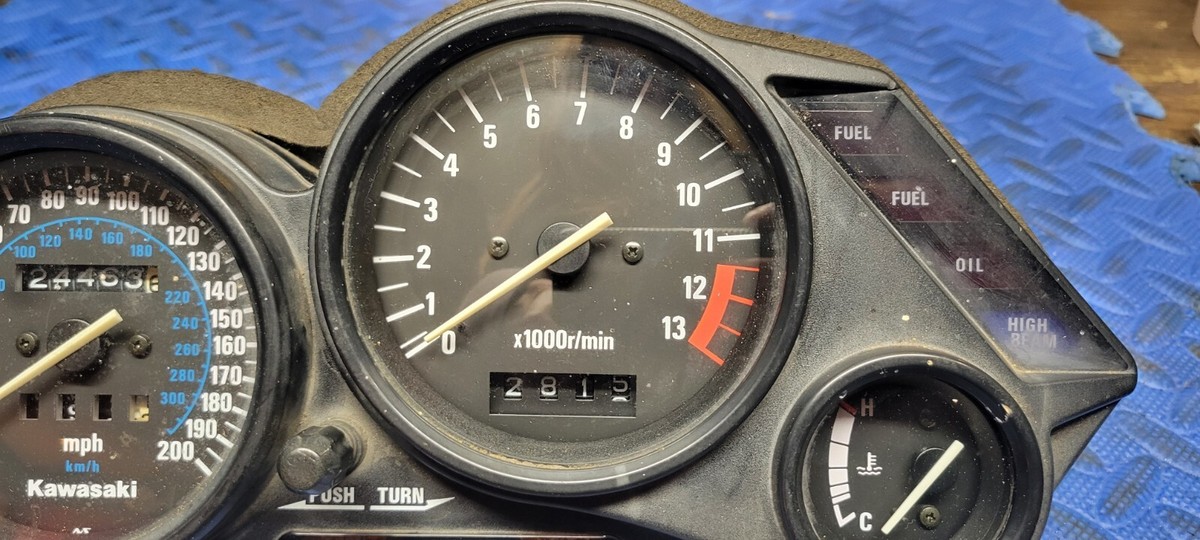 1991 KAWASAKI NINJA ZX11 GAUGES CLUSTER SPEEDOMETER TACH ODOMETER ZX 1100 OEM 1991 KAWASAKI NINJA ZX11 GAUGES CLUSTER SPEEDOMETER TACH ODOMETER ZX 1100 OEM