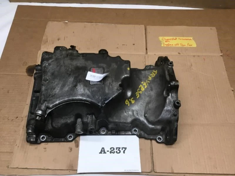 Chevrolet Traverse 2011 3,6 L motor V6 cárter de aceite fabricante de equipos originales+ Foto 4 de 4