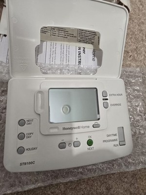 PROGRAMMIERBARE 7-TAGE-ZEITSCHALTUHR HONEYWELL 1 KANAL 3EIN/AUS ST9100C 1006 WEISS