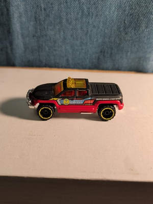 #ad #ad Hot Wheels Off Duty Truck Graffiti Removal Service 2016 HW City Works $2.76