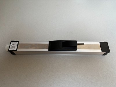 06905365 025272 Novotechnik Wegaufnehmer/ Linear stroke transducer TLH 175